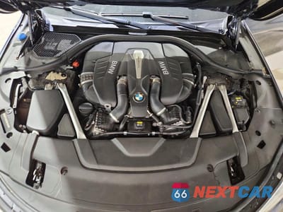 Zdjęcie 11 z 12 samochodu: 2019 BMW 750 XI VIN:WBA7F2C56KB240528 - miniatura