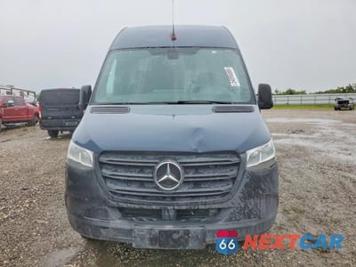Piąte zdjęcie samochodu w środku: 2019 MERCEDES-BENZ SPRINTER 2500 VIN:WD4PF1CD0KP142074 - miniatura