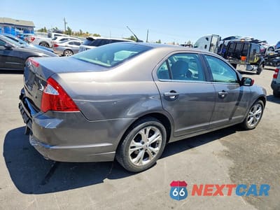 Trzecie zdjęcie samochodu z tyłu: 2012 FORD FUSION SE VIN:3FAHP0HA3CR212185 - miniatura