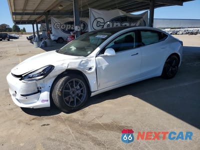 2018 TESLA MODEL 3 5YJ3E1EA3JF161841 - główne zdjęcie licytacji z USA - miniatura