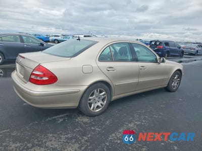 Trzecie zdjęcie samochodu z tyłu: 2005 MERCEDES-BENZ E 320 VIN:WDBUF65J55A612117 - miniatura