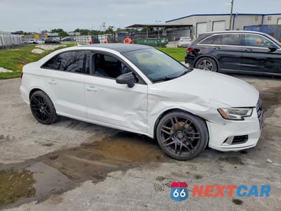 Czwarte zdjęcie samochodu z boku: 2017 AUDI A3 PREMIUM VIN:WAUAUGFF8H1042772 - miniatura