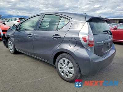 Drugie zdjęcie samochodu z przodu: 2014 TOYOTA PRIUS C THREE VIN:JTDKDTB38E1573803 - miniatura