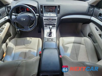 Zdjęcie 8 z 12 samochodu: 2009 INFINITI G37 VIN:JNKCV61F09M362113 - miniatura