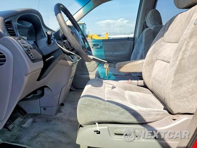 Zdjęcie 7 z 14 samochodu: 2002 HONDA ODYSSEY EX VIN:5FNRL18632B054975 - miniatura