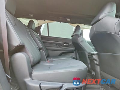 Zdjęcie 11 z 13 samochodu: 2026 TOYOTA GRAND HIGHLANDER HYBRID NIGHTSHADE VIN:5TDACAB56TS096115 - miniatura