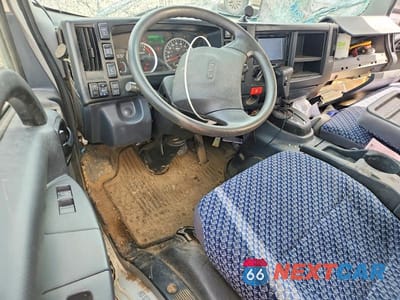Zdjęcie 8 z 13 samochodu: 2024 ISUZU NRR VIN:JALE5W167R7300621 - miniatura