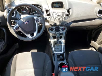 Zdjęcie 8 z 12 samochodu: 2017 FORD FIESTA SE VIN:3FADP4BJ3HM167297 - miniatura