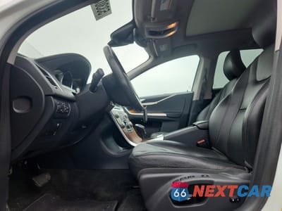 Zdjęcie 7 z 14 samochodu: 2017 VOLVO XC60 T5 INSCRIPTION VIN:YV440MDU2H2009432 - miniatura
