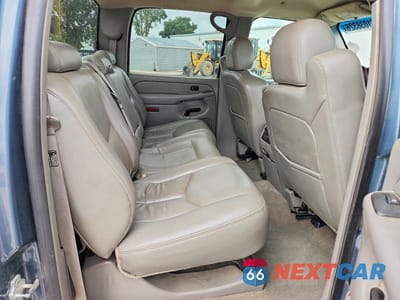 Zdjęcie 10 z 12 samochodu: 2007 GMC SIERRA K2500 HEAVY DUTY VIN:1GTHK23DX7F162426 - miniatura
