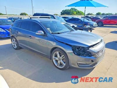 Czwarte zdjęcie samochodu z boku: 2017 VOLVO V60 T5 PREMIER VIN:YV140MEK8H1361026 - miniatura