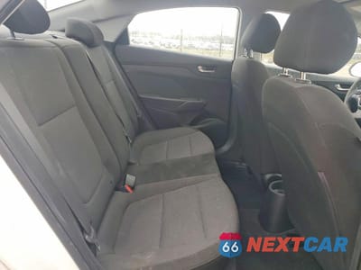 Zdjęcie 10 z 12 samochodu: 2018 HYUNDAI ACCENT SE VIN:3KPC24A31JE025960 - miniatura