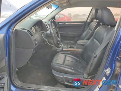 Zdjęcie 7 z 12 samochodu: 2010 CHRYSLER 300 TOURING VIN:2C3CA5CVXAH106195 - miniatura
