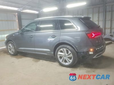 Drugie zdjęcie samochodu z przodu: 2022 AUDI Q7 PREMIUM PLUS VIN:WA1LXBF7XND020176 - miniatura