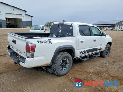 Trzecie zdjęcie samochodu z tyłu: 2020 TOYOTA TACOMA SR V6 VIN:5TFCZ5AN1LX216171 - miniatura