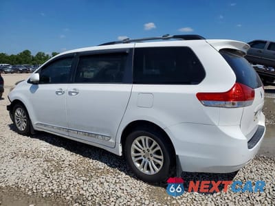 Drugie zdjęcie samochodu z przodu: 2014 TOYOTA SIENNA XLE 8-PASSENGER VIN:5TDYK3DC6ES437458 - miniatura