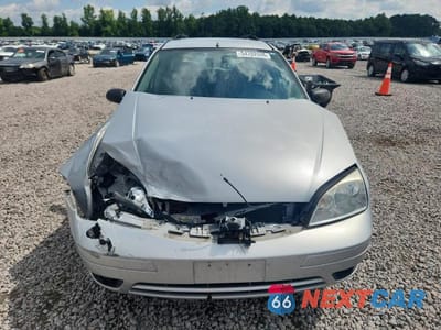 Piąte zdjęcie samochodu w środku: 2007 FORD FOCUS ZXW VIN:1FAHP36N97W171734 - miniatura