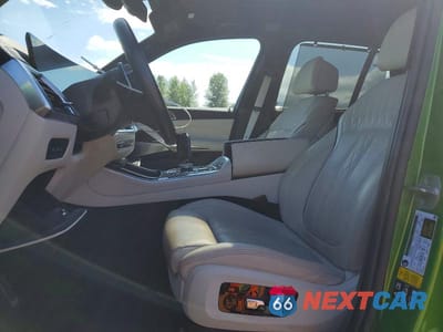 Zdjęcie 7 z 14 samochodu: 2024 BMW X5 M60I VIN:5UX33EU05R9U01899 - miniatura