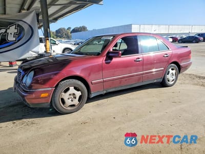 1997 MERCEDES-BENZ E 420 WDBJF72F2VA258792 - główne zdjęcie licytacji z USA - miniatura