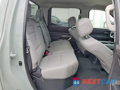 Zdjęcie 10 z 13 samochodu: 2024 TOYOTA TUNDRA SR5 VIN:5TFLA5AB1RX034380 - miniatura