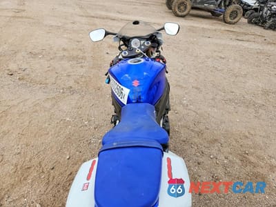 Zdjęcie 6 z 9 samochodu: 2008 SUZUKI GSX-R600 VIN:JS1GN7EA582104553 - miniatura