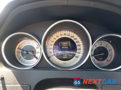 Zdjęcie 9 z 12 samochodu: 2014 MERCEDES-BENZ C 300 4MATIC VIN:WDDGF8AB6ER310352 - miniatura