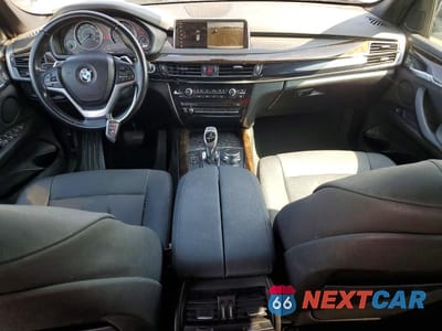 Zdjęcie 8 z 13 samochodu: 2018 BMW X5 SDRIVE35I VIN:5UXKR2C58J0Z14045 - miniatura