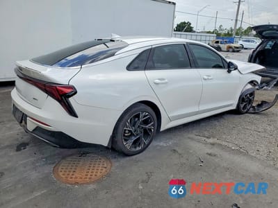 Trzecie zdjęcie samochodu z tyłu: 2025 KIA K5 GT LINE VIN:KNAG64J79S5301028 - miniatura