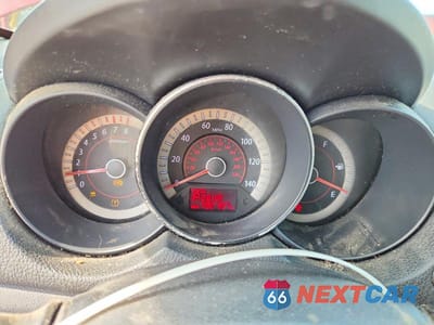 Zdjęcie 9 z 12 samochodu: 2013 KIA FORTE EX VIN:KNAFU4A25D5730658 - miniatura