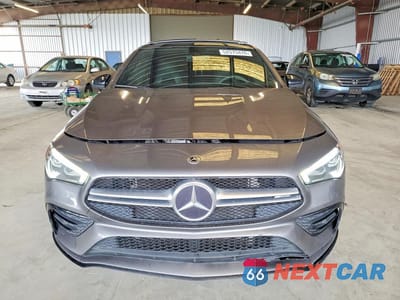 Piąte zdjęcie samochodu w środku: 2021 MERCEDES-BENZ CLA AMG 35 4MATIC VIN:W1K5J5BB8MN152640 - miniatura
