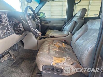 Zdjęcie 7 z 12 samochodu: 2001 CHEVROLET SUBURBAN K2500 VIN:3GNGK26U01G203120 - miniatura