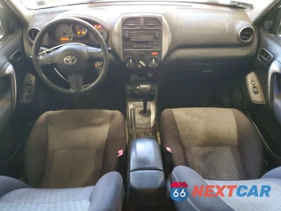 Zdjęcie 8 z 12 samochodu: 2005 TOYOTA RAV4 BASE VIN:JTEHD20V556035213 - miniatura