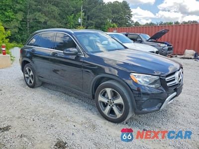 Czwarte zdjęcie samochodu z boku: 2019 MERCEDES-BENZ GLC 300 VIN:WDC0G4JB4KF505066 - miniatura