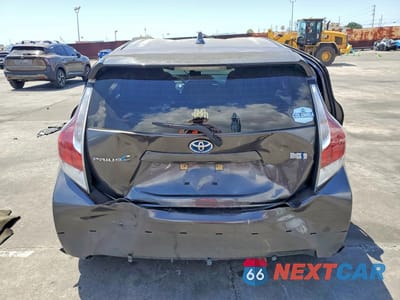 Zdjęcie 6 z 12 samochodu: 2017 TOYOTA PRIUS C TWO VIN:JTDKDTB38H1591822 - miniatura