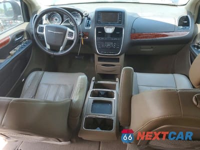 Zdjęcie 8 z 13 samochodu: 2014 CHRYSLER TOWN & COUNTRY TOURING VIN:2C4RC1BG1ER470792 - miniatura