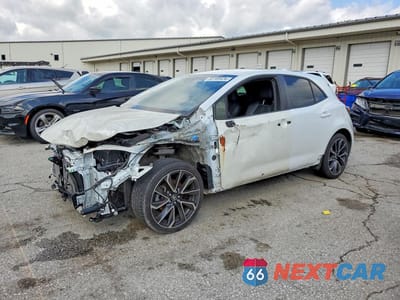 2021 TOYOTA COROLLA HATCHBACK XSE JTNA4MBEXM3107081 - główne zdjęcie licytacji z USA - miniatura