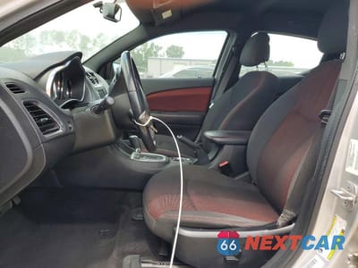 Zdjęcie 7 z 12 samochodu: 2011 DODGE AVENGER MAINSTREET VIN:1B3BD1FG6BN552195 - miniatura