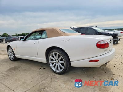 Drugie zdjęcie samochodu z przodu: 2006 JAGUAR XK8 VIN:SAJDA42CX62A45655 - miniatura