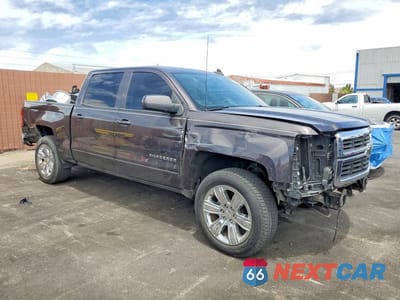 Czwarte zdjęcie samochodu z boku: 2015 CHEVROLET SILVERADO K1500 LT VIN:3GCUKREC6FG407067 - miniatura