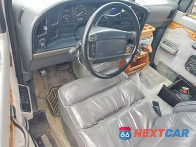 Zdjęcie 8 z 13 samochodu: 1996 FORD ECONOLINE E150 VAN VIN:1FDEE14H3THA26560 - miniatura