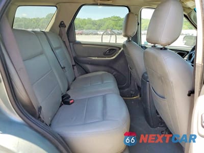 Zdjęcie 10 z 12 samochodu: 2005 FORD ESCAPE XLT VIN:1FMYU93125DA15045 - miniatura