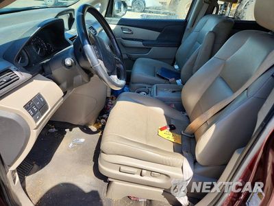 Zdjęcie 7 z 13 samochodu: 2015 HONDA ODYSSEY EXL VIN:5FNRL5H68FB110390 - miniatura