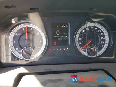 Zdjęcie 9 z 12 samochodu: 2015 RAM 1500 VIN:3C6JR7DT2FG637930 - miniatura