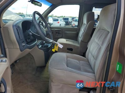 Zdjęcie 7 z 13 samochodu: 1998 GMC SAVANA RV G1500 VIN:1GDFG15R4W1102841 - miniatura