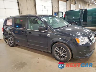 Czwarte zdjęcie samochodu z boku: 2017 DODGE GRAND CARAVAN SXT VIN:2C4RDGCG3HR737997 - miniatura