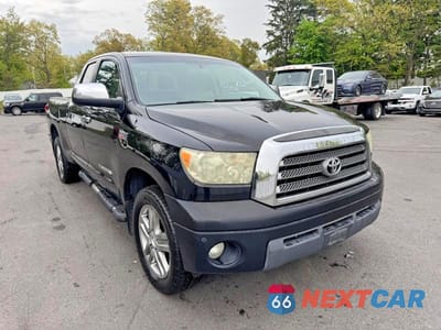 Czwarte zdjęcie samochodu z boku: 2008 TOYOTA TUNDRA DOUBLE CAB LIMITED VIN:5TBBV58128S497820 - miniatura