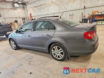 Drugie zdjęcie samochodu z przodu: 2007 VOLKSWAGEN JETTA WOLFSBURG VIN:3VWEF71K67M080874 - miniatura