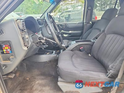 Zdjęcie 7 z 13 samochodu: 2003 CHEVROLET BLAZER VIN:1GNCS13X43K172621 - miniatura
