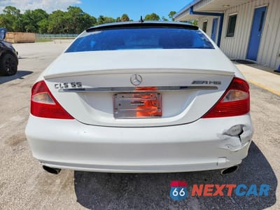 Zdjęcie 6 z 12 samochodu: 2008 MERCEDES-BENZ CLS 550 VIN:WDDDJ72X68A135898 - miniatura