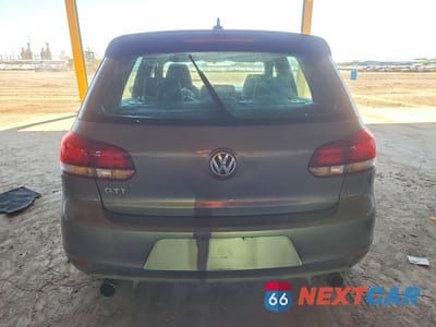 Zdjęcie 6 z 12 samochodu: 2011 VOLKSWAGEN GTI VIN:WVWGD7AJ7BW131395 - miniatura